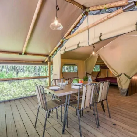 - Parc Aquatique - Ccaghhb * Saint-Jean-de-Monts