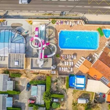 Campsite Zecamping Parc Aquatique Pet Friendly Club Enfant *
