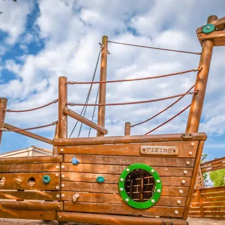 Zecamping Parc Aquatique Pet Friendly Club Enfant Campsite