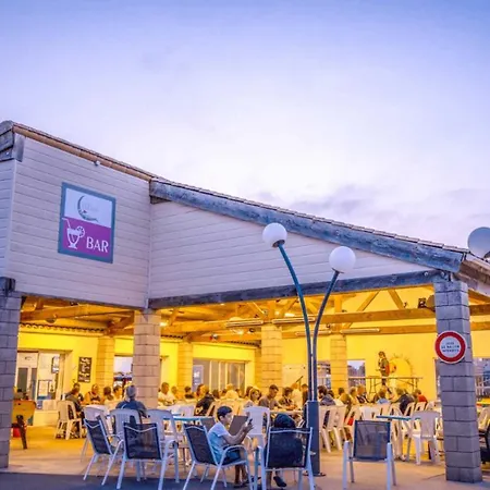 - Parc Aquatique - Ccaghhb 캠프장