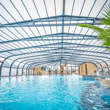 Campingplads Zecamping Parc Aquatique Pet Friendly Club Enfant *